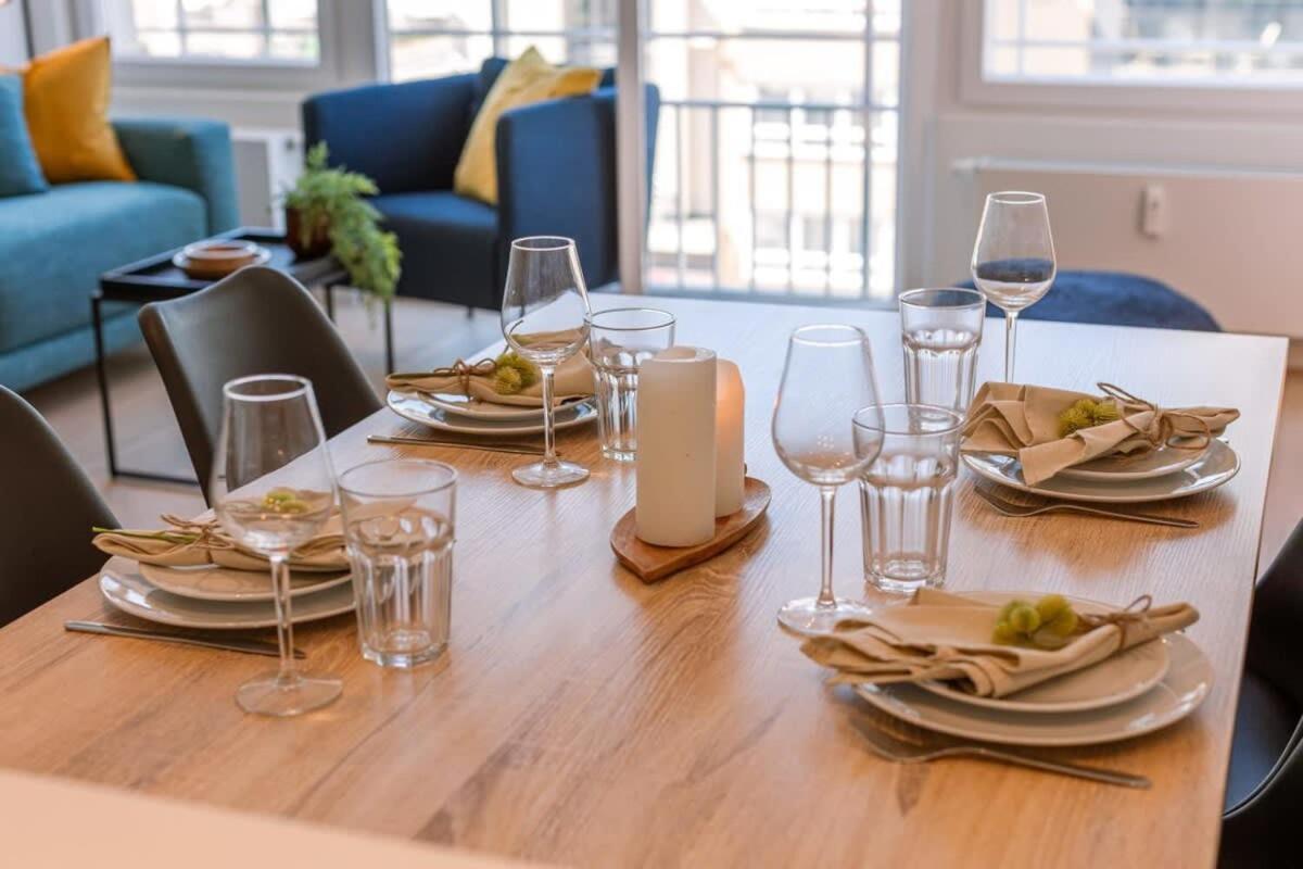 Huswell - Lovely Apartment With Lateral Sea View And Parking Oostende Eksteriør billede